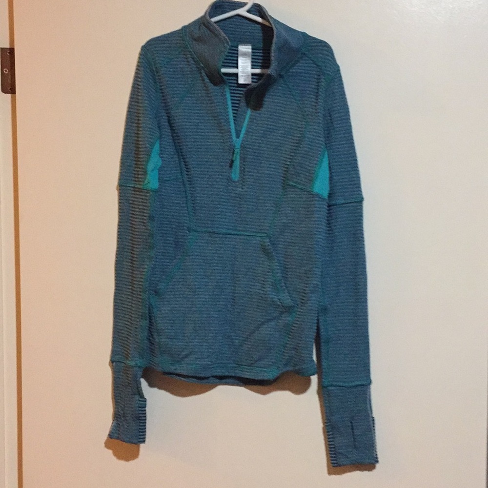 Ivivva girls size ten long sleeve